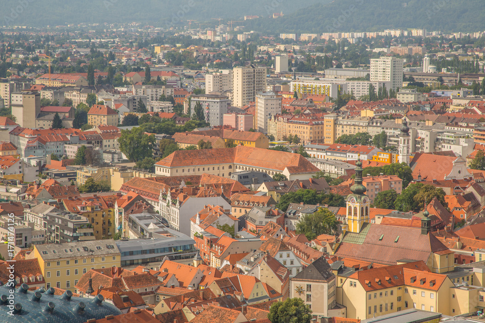 Panorama und Sehenswürdigkeiten von Graz, Hauptstadt der Steiermark, Österreich
