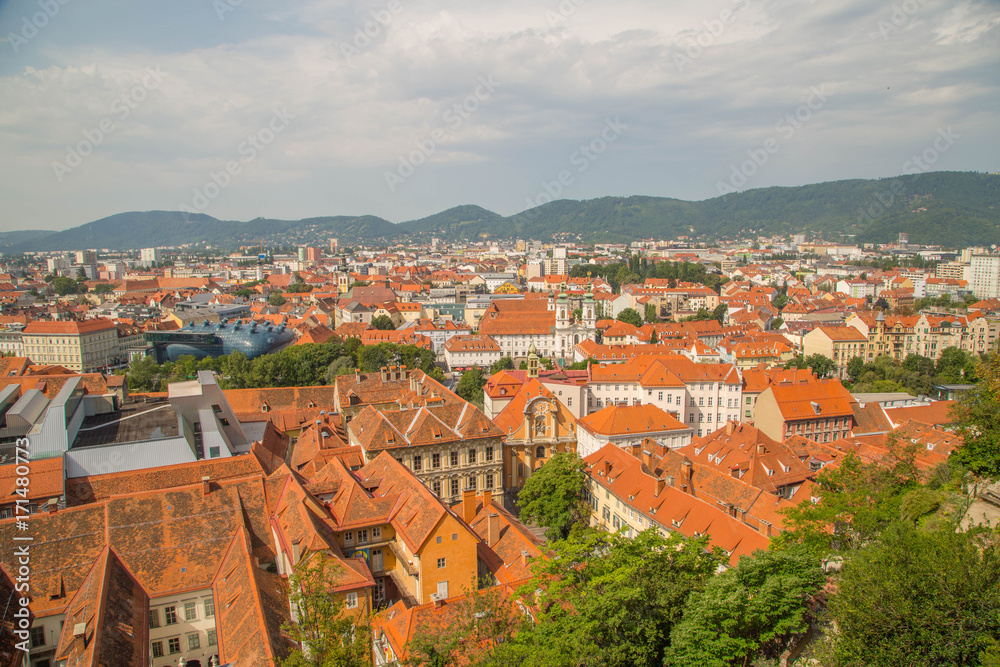 Panorama und Sehenswürdigkeiten von Graz, Landeshauptstadt der Steiermark