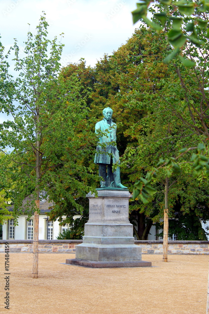 Obraz premium Ernst Moritz Arndt Denkmal auf dem Alten Zoll