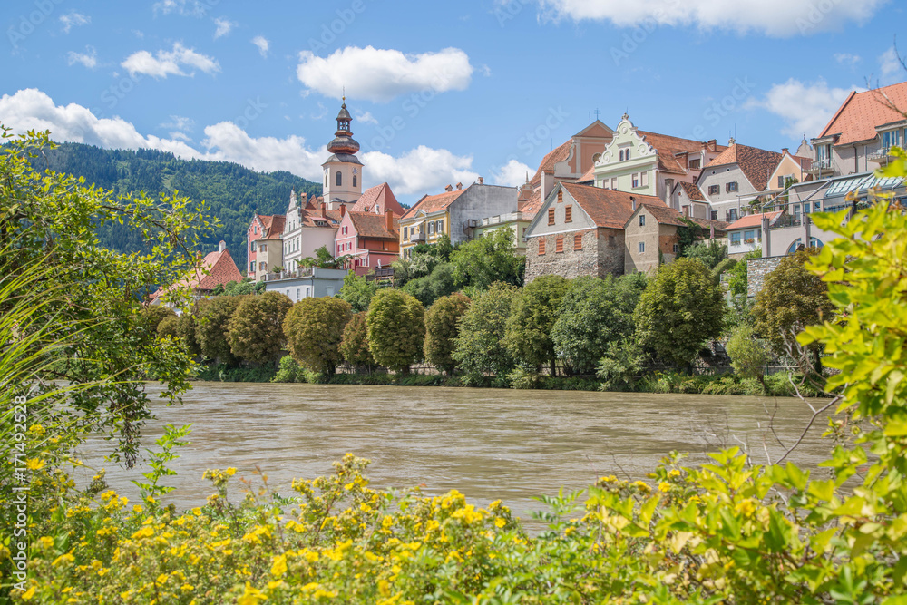 Altstadt Panorama von Frohnleiten bei Graz in der Steiermark, Österreich