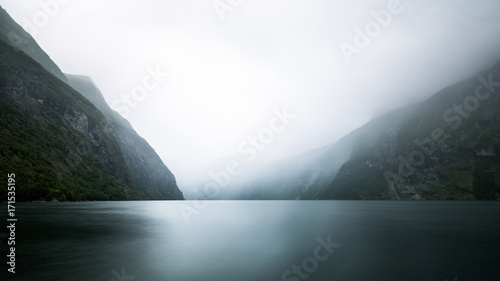 Norwegen Geiranger Landschaft przy fiordzie