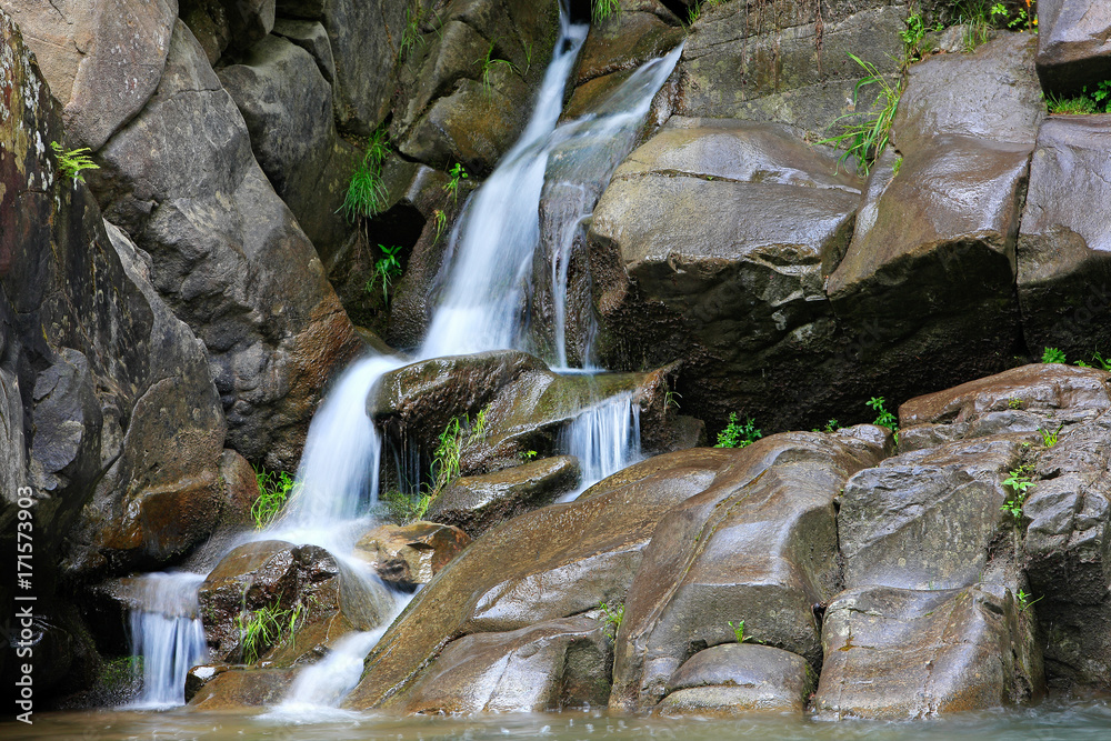 Fototapeta premium Pieniny-wodospad Zaskalnik