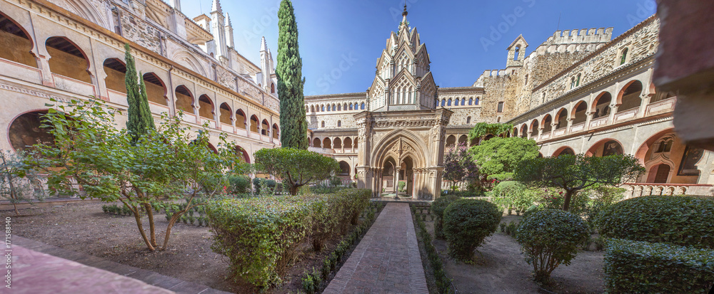 Mudejar cloister of Guadalupe Monastery, Central building Panoramic