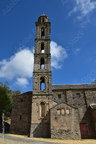 Clocher de l'église baroque San Giovanni di Moriani en Corse