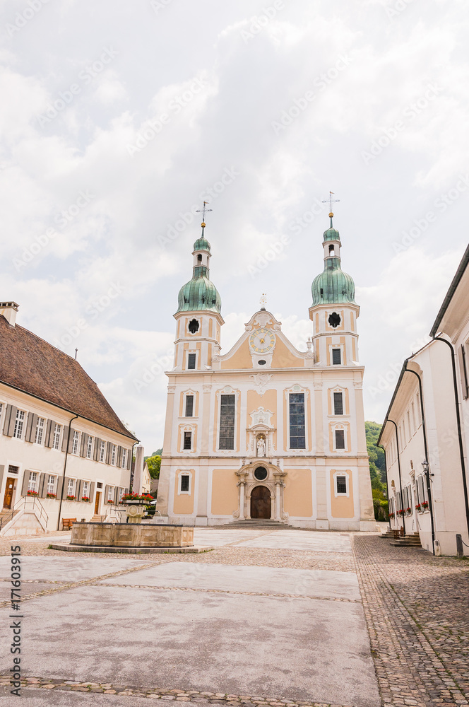 Arlesheim, Dorf, Arlesheimer Dom, Dom, Domplatz, Brunnen, Dorfkern, Spazierweg, Wanderweg, Baselland, Sommer, Schweiz