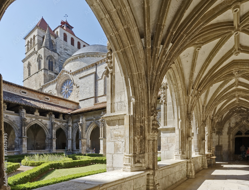 Cloître et cathédrale Saint-Etienne à Cahors