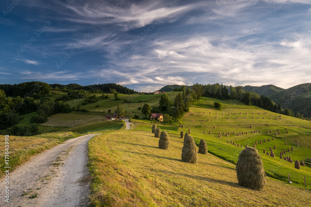 Sianokosy Rytro,Mikołaska ,Obłazy Ryterskie, Beskid Sądecki.