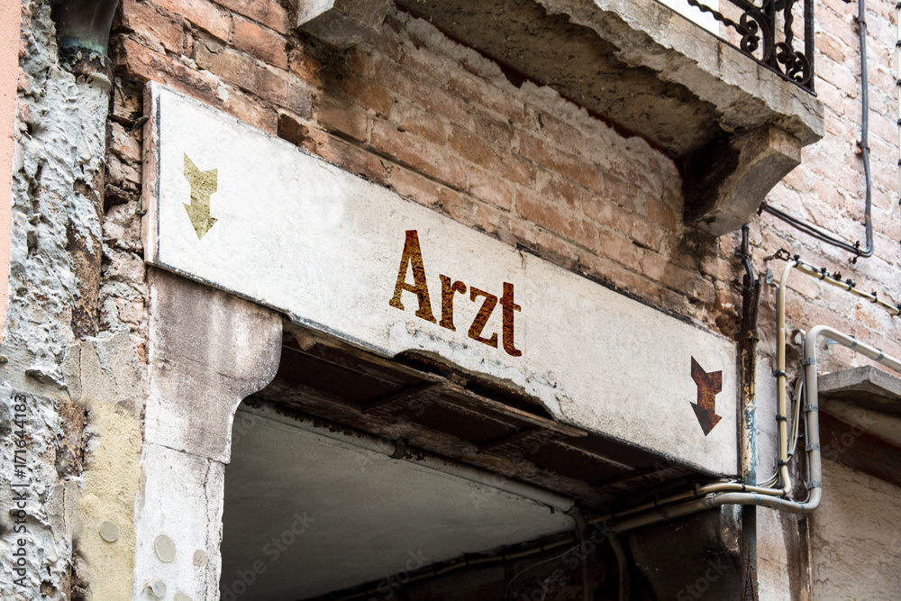 Schild 226 - Arzt Schild 226 - Arzt