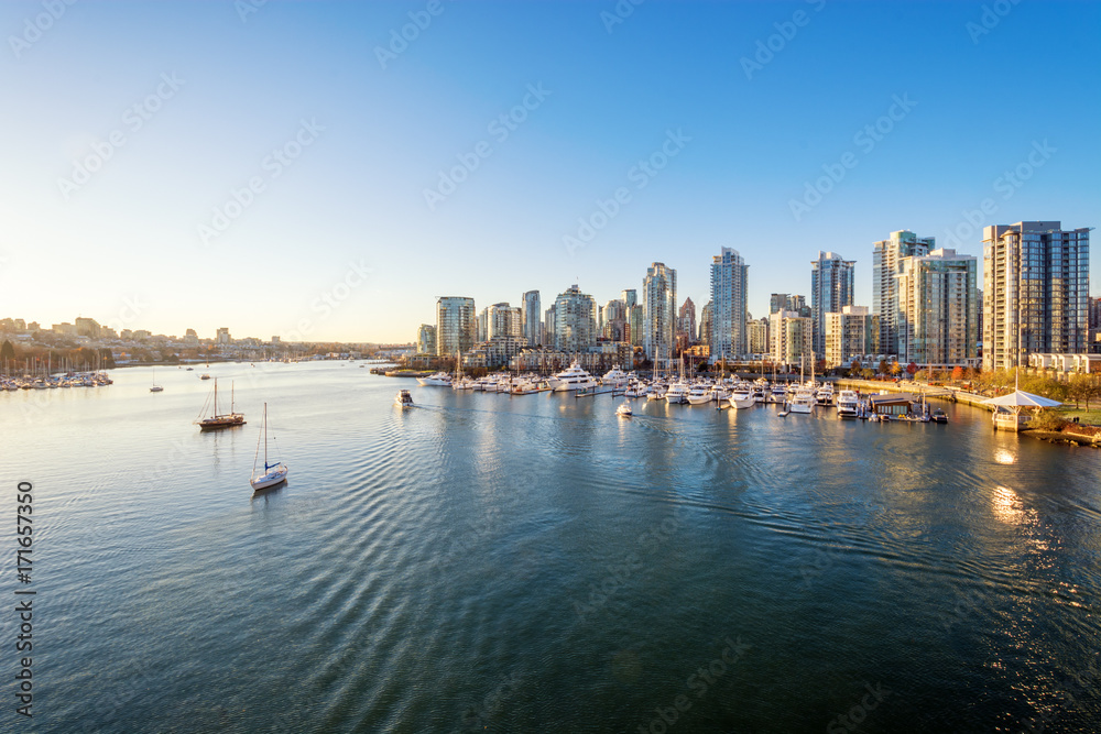 Fototapeta premium View from the Cambie Bridge. Downtown skyline in Vancouver, Canada.