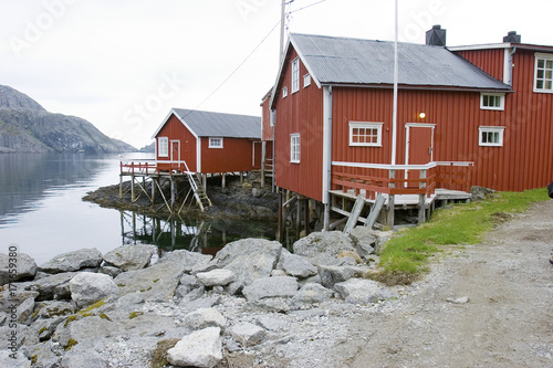 Holzhäuser in Nusfjord, Lof...