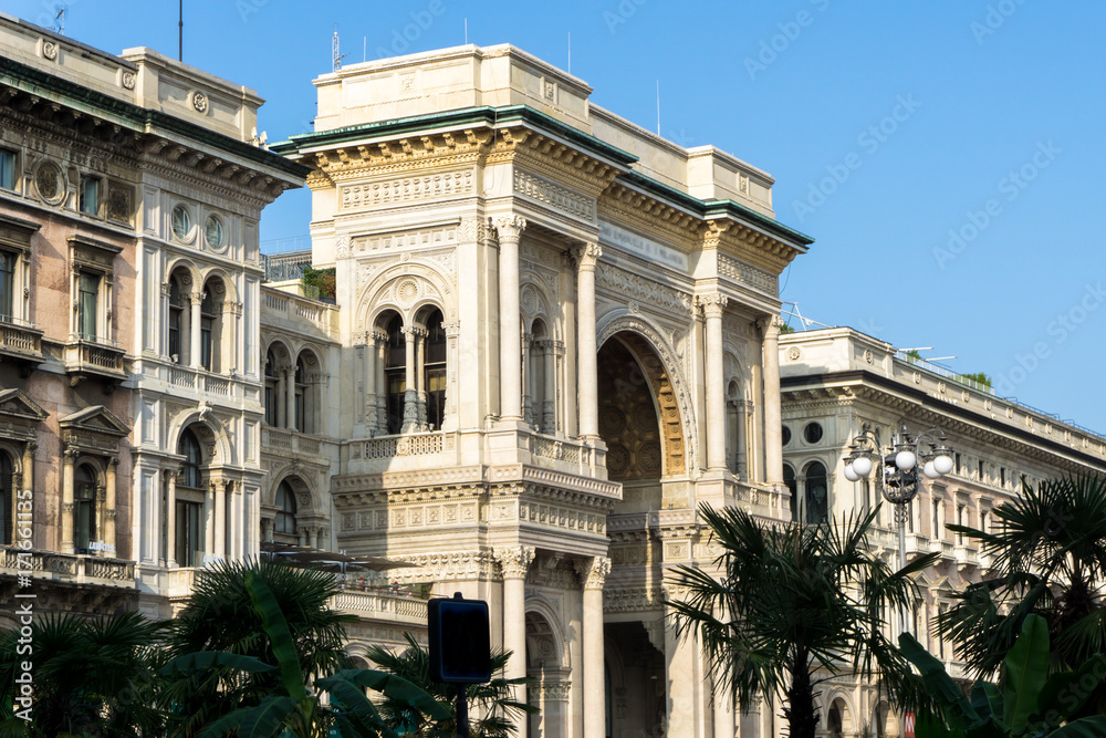 Milano Galleria Vittorio Emanuele II from outside