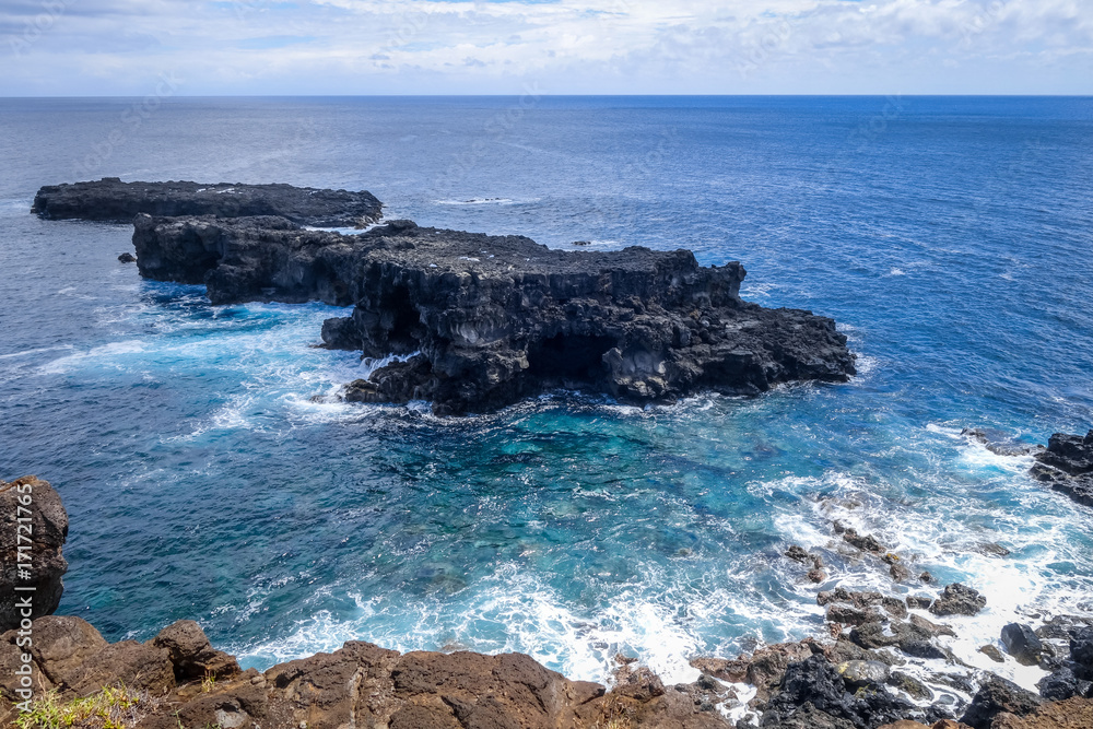 Pacific ocean landscape vue from cliffs in Easter island