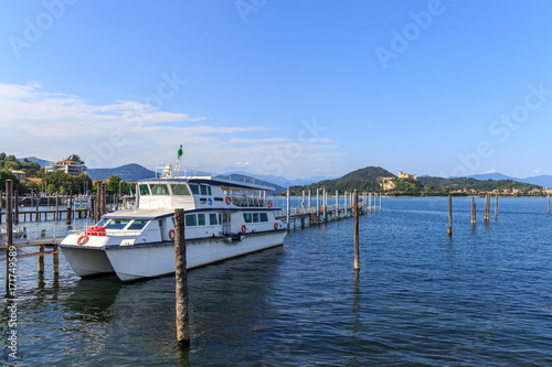 shores of Lake Maggiore with plants, sun and boats © valentidaze