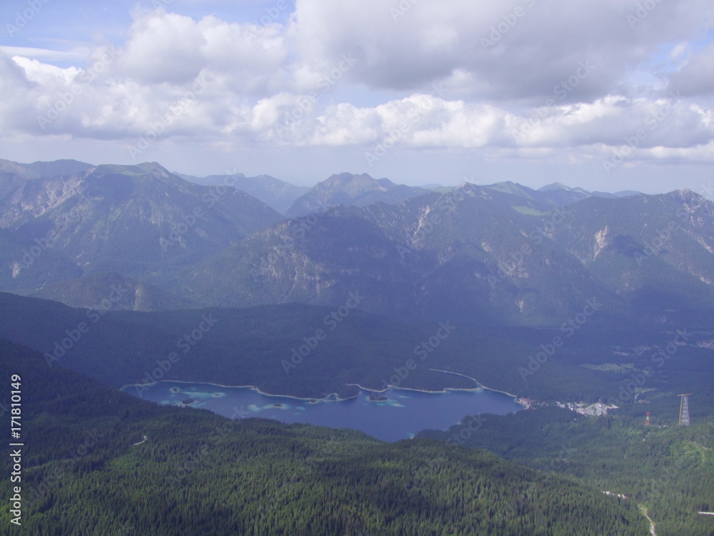 Fototapeta premium Aussicht auf den Eibsee