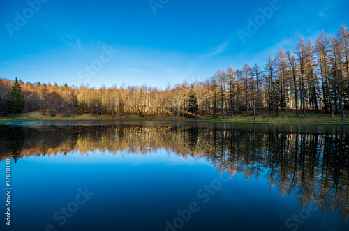 Lago della ninfa photo