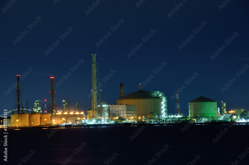 Fototapeta premium 工場夜景