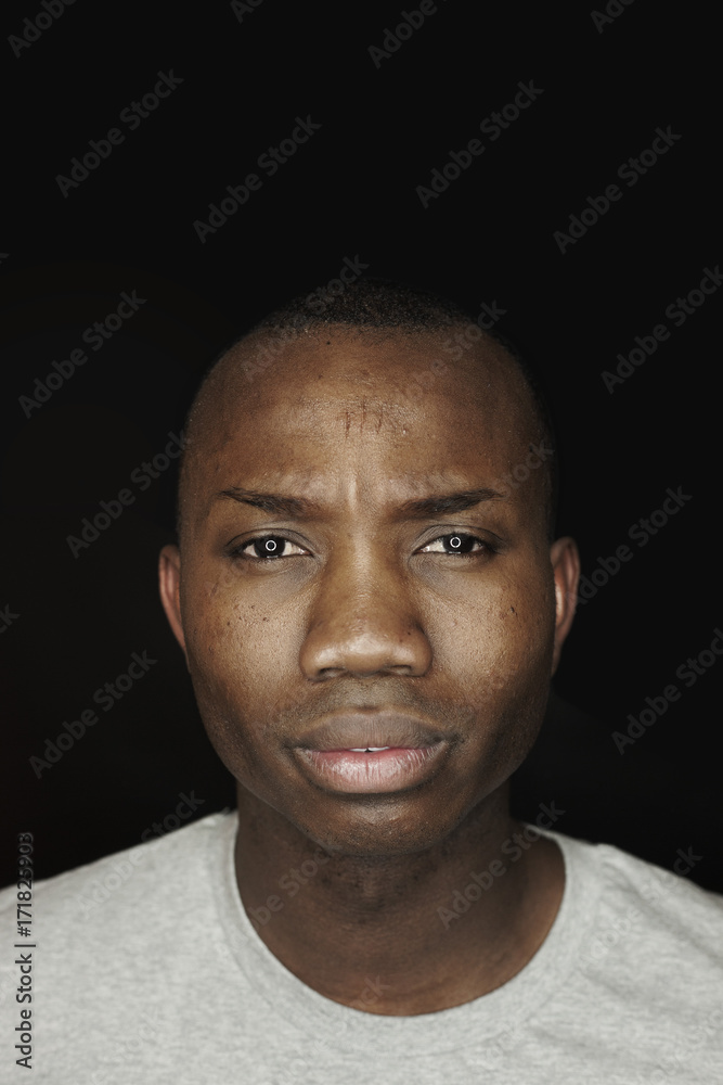 Obraz premium Portrait of hurt afro-american man