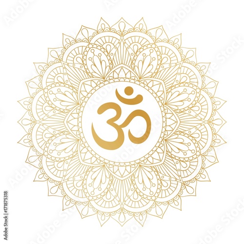 Canvastavla Golden Aum Om Ohm symbol in decorative round mandala ornament.