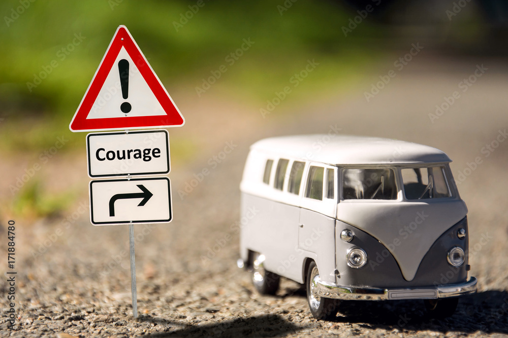 Schild 136 - Courage