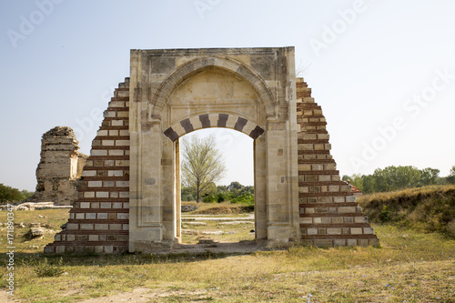 Triumph Arch photo