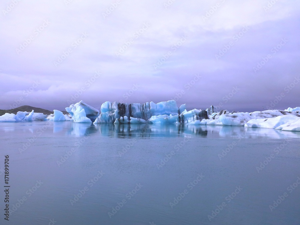 ice formation / iceberg in a bay