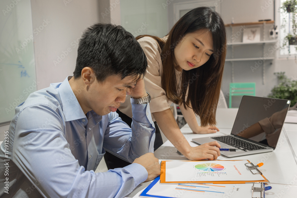 Fototapeta premium Thinking new strategy to increase the sales