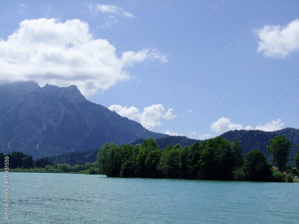 Forggensee bei Füssen und die Alpen