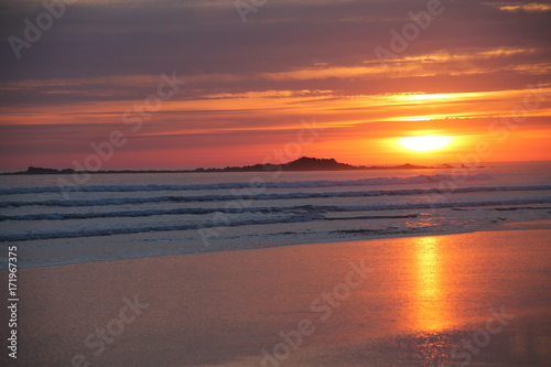 COUCHER DE SOLEIL sur la mer