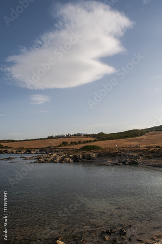 Corsica, 28/08/2017: vista della spiaggia di Santa Maria, una delle più famose e selvagge del Capo Corso, circondata dalla macchia mediterranea © Naeblys