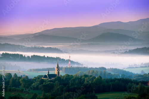 Fototapeta Naklejka Na Ścianę i Meble -  Bieszczady o świcie