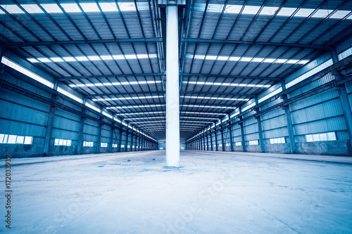 empty steel structure warehouse