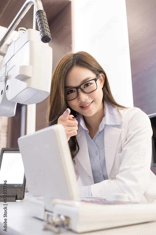 beauty woman optometrist beauty woman optometrist