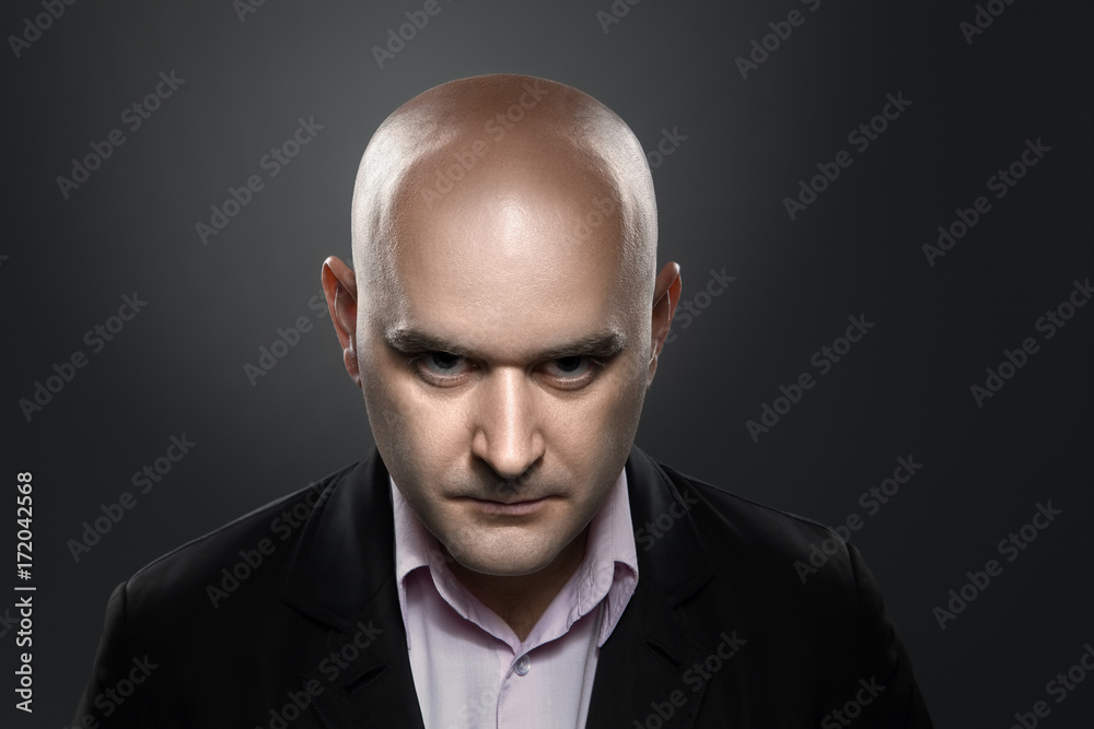 Obraz premium Portrait of a man with angry expression