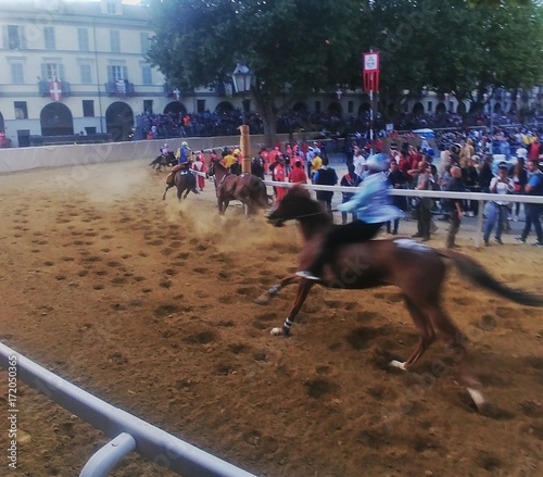 Palio di Asti con corsa dei cavalli