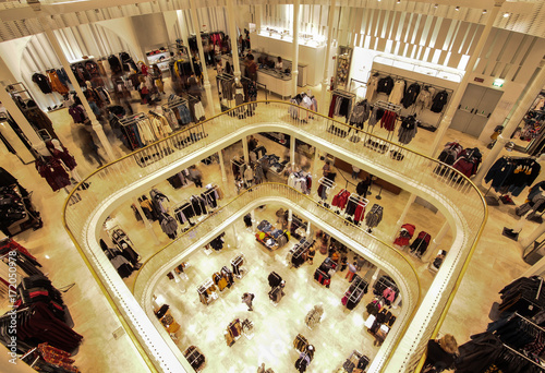 Canvastavla E' tempo di fare shopping