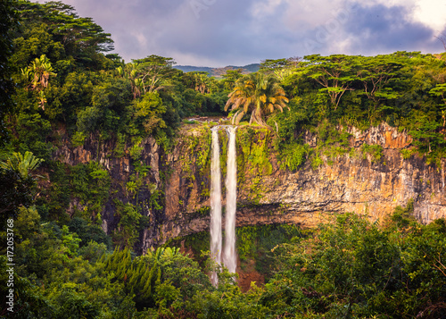 Fototapeta Naklejka Na Ścianę i Meble -  Beautiful panorama of Chamarel waterfall