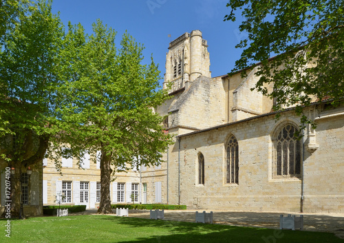 Lectoure, ancien évêché et clocher de la cathédrale, Occitanie, Gers, France