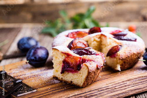 Summer fruit pie