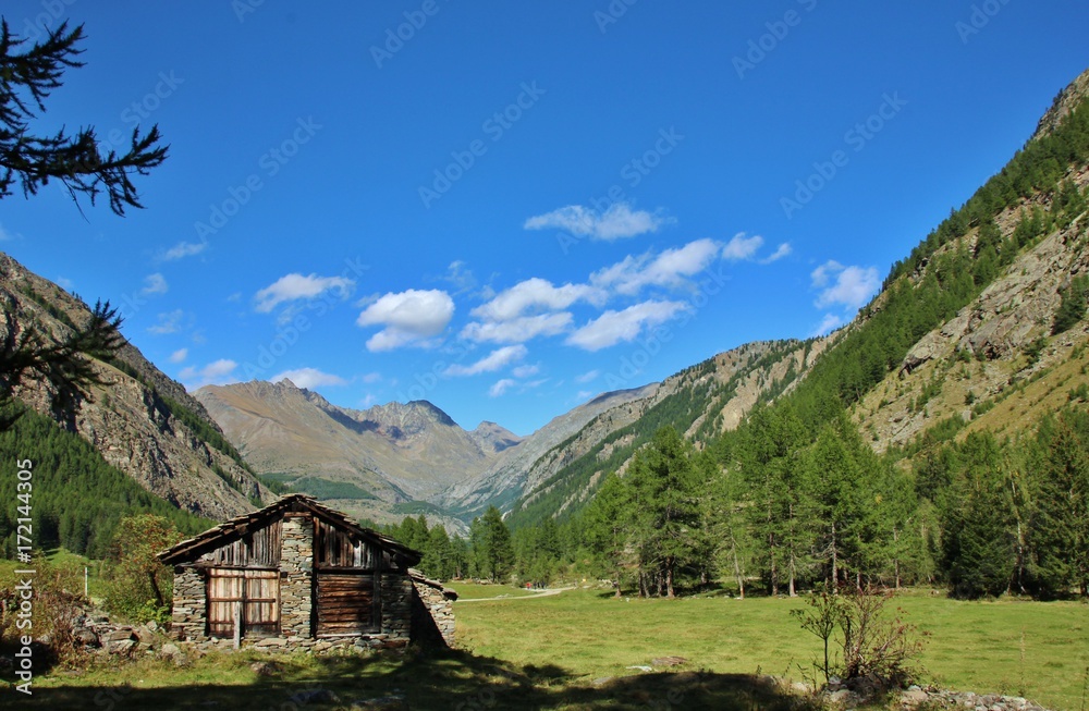 Abandoned lodge in Valnontey, Gran Paradiso National Park, Italy