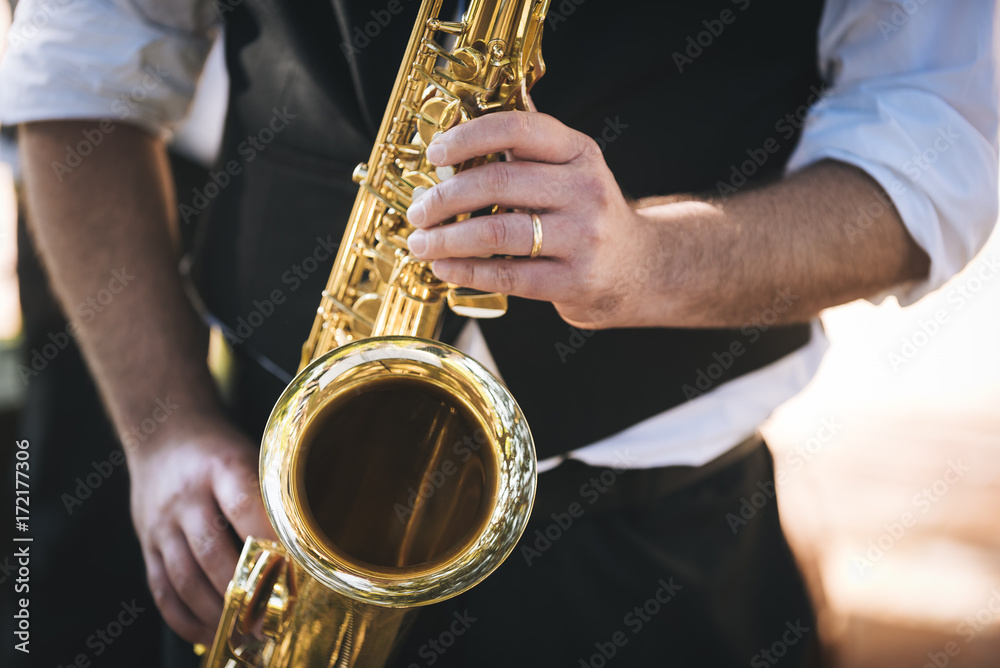 Obraz premium Saxophone player