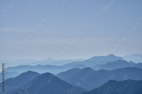 Mountain tops covered in morning haze seen from the top of the Panoramastrasse on Mt. Goldeck © nielskliim