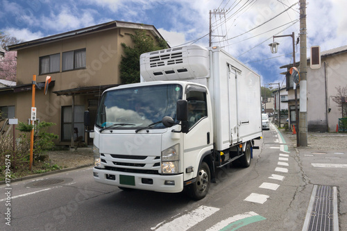 冷凍トラック ライフライン