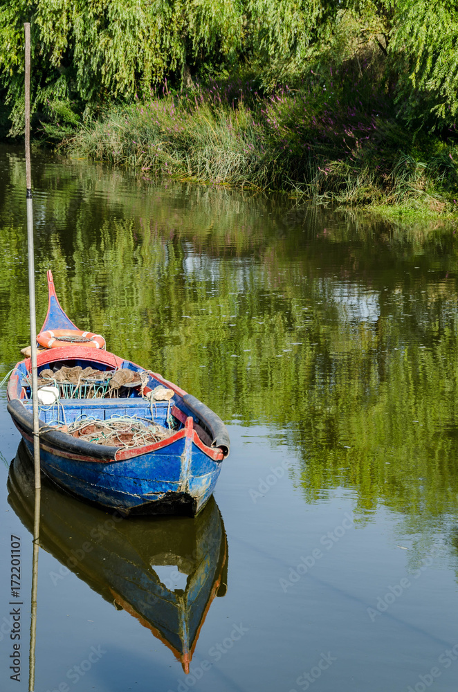 Fototapeta premium Typical boat in Tagus river, Portugal