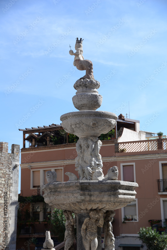 Obraz premium Minotaurus-Brunnen in Taormina