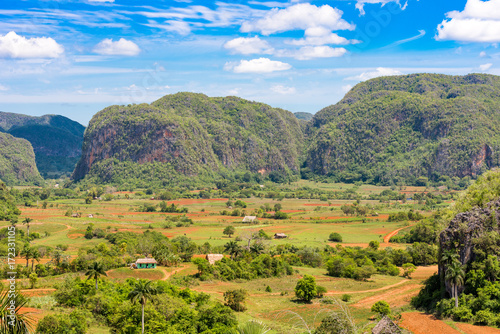 Foto View of the Vinales valley, Pinar del Rio, Cuba