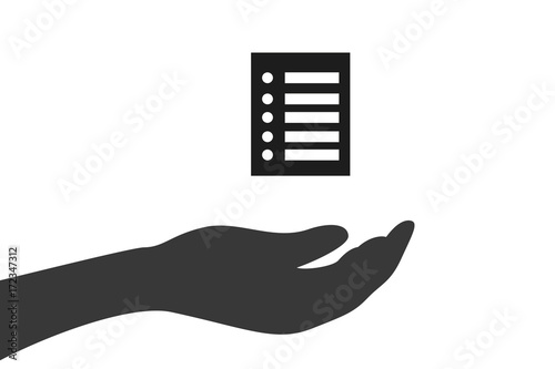 Hand hält Checkliste
