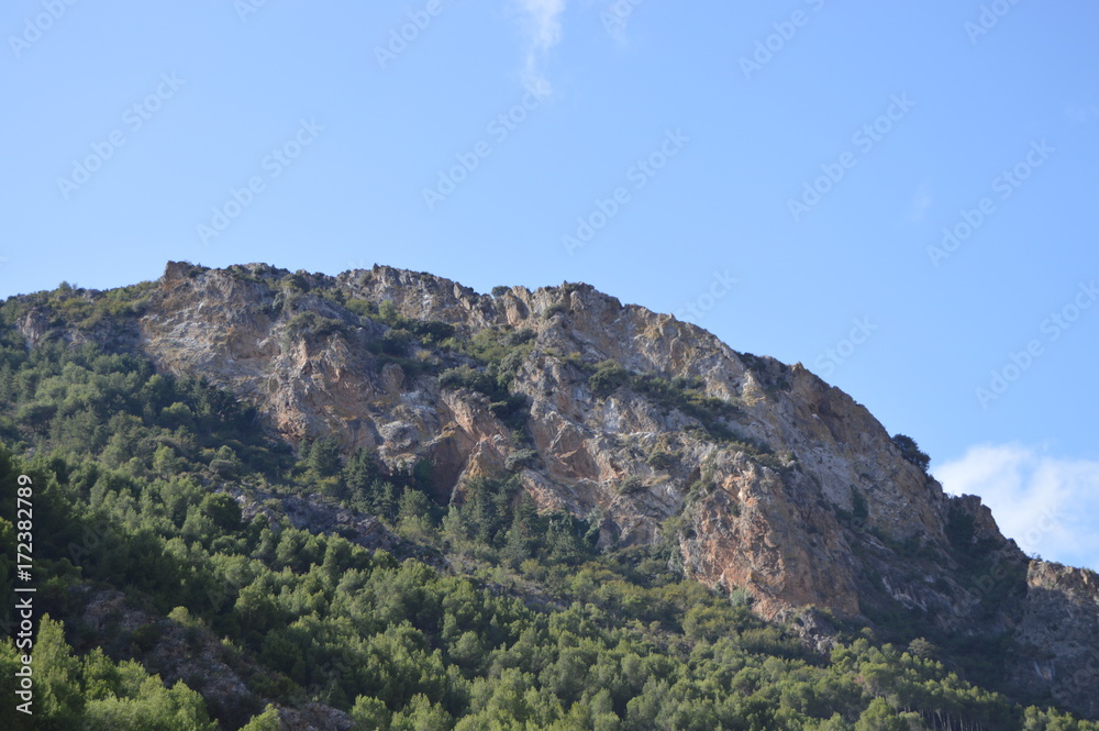 Cielo y tierra