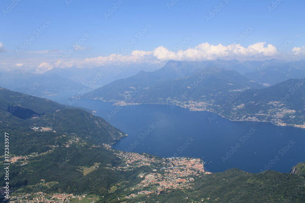 Obraz premium Paesaggio Lago