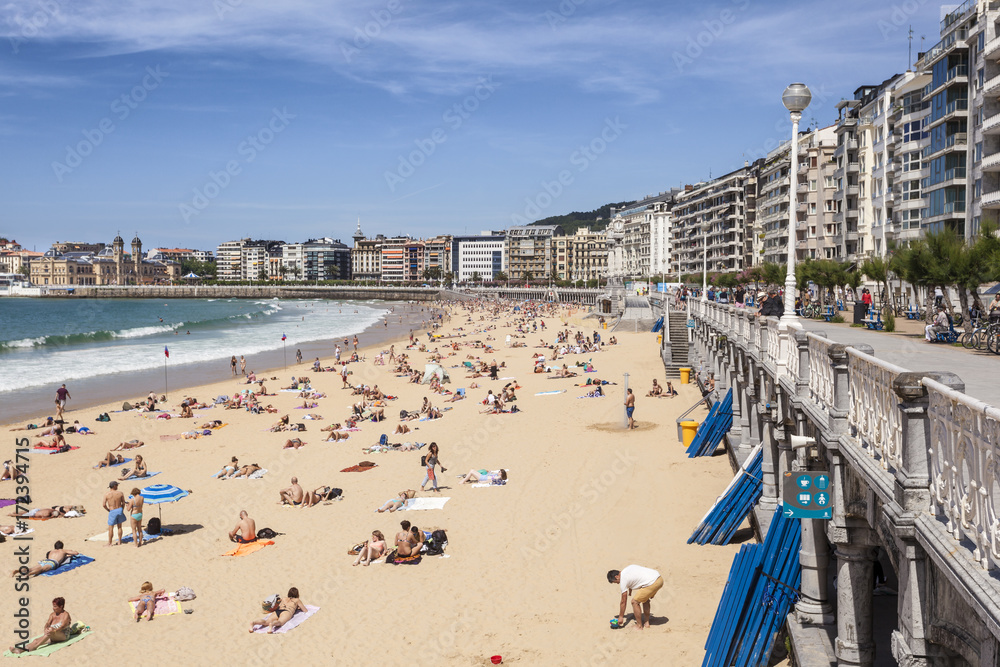 Obraz premium Plaża w San Sebastian, Hiszpania