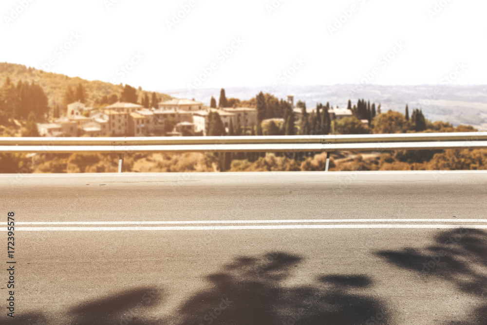 Obraz premium autumn road background 